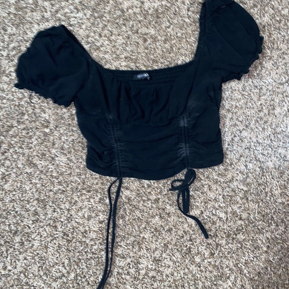 Black Top - Picture 1 of 2